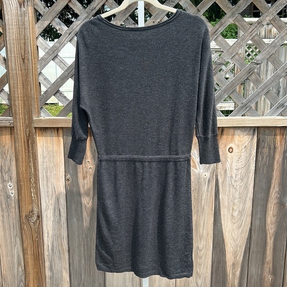 Ann Taylor Grey Sweater Dress Size XS - Picture 5 of 6